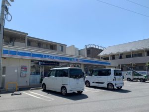 ローソン市川塩焼五丁目店：約450ｍ