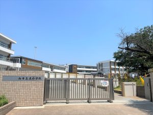 柏市立土小学校：460m